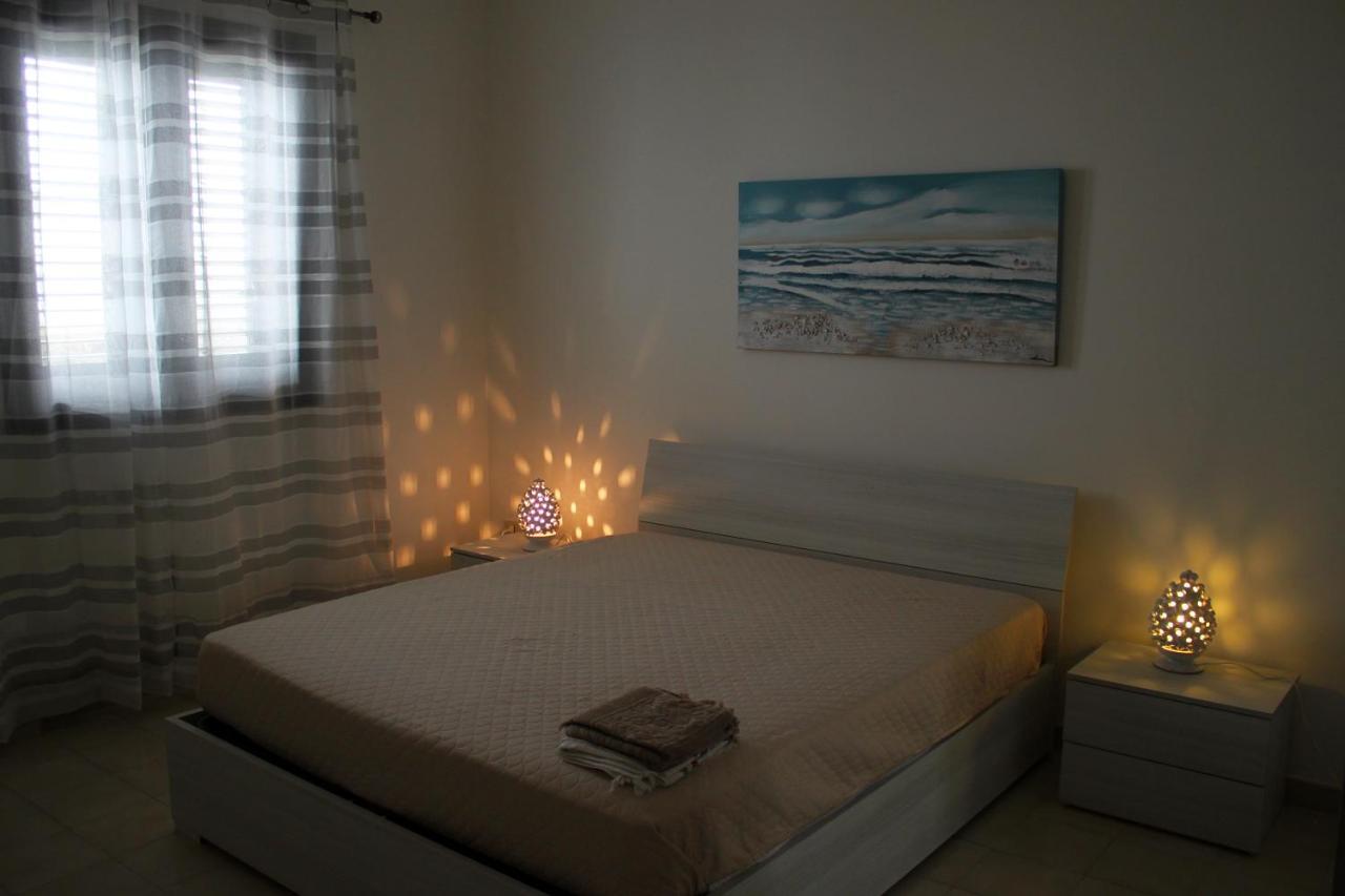 Giu Al Mar - Apartment Porto Cesareo Eksteriør billede